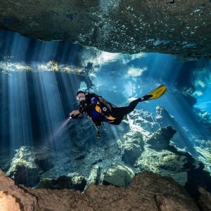 CENOTE CHAC MOL, Dios de la lluvia