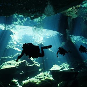 Buceo en Cenotes, México